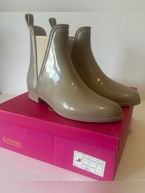 NWT Nude Chelsea Rain Booties - Women's Waterproof Ankle Boots